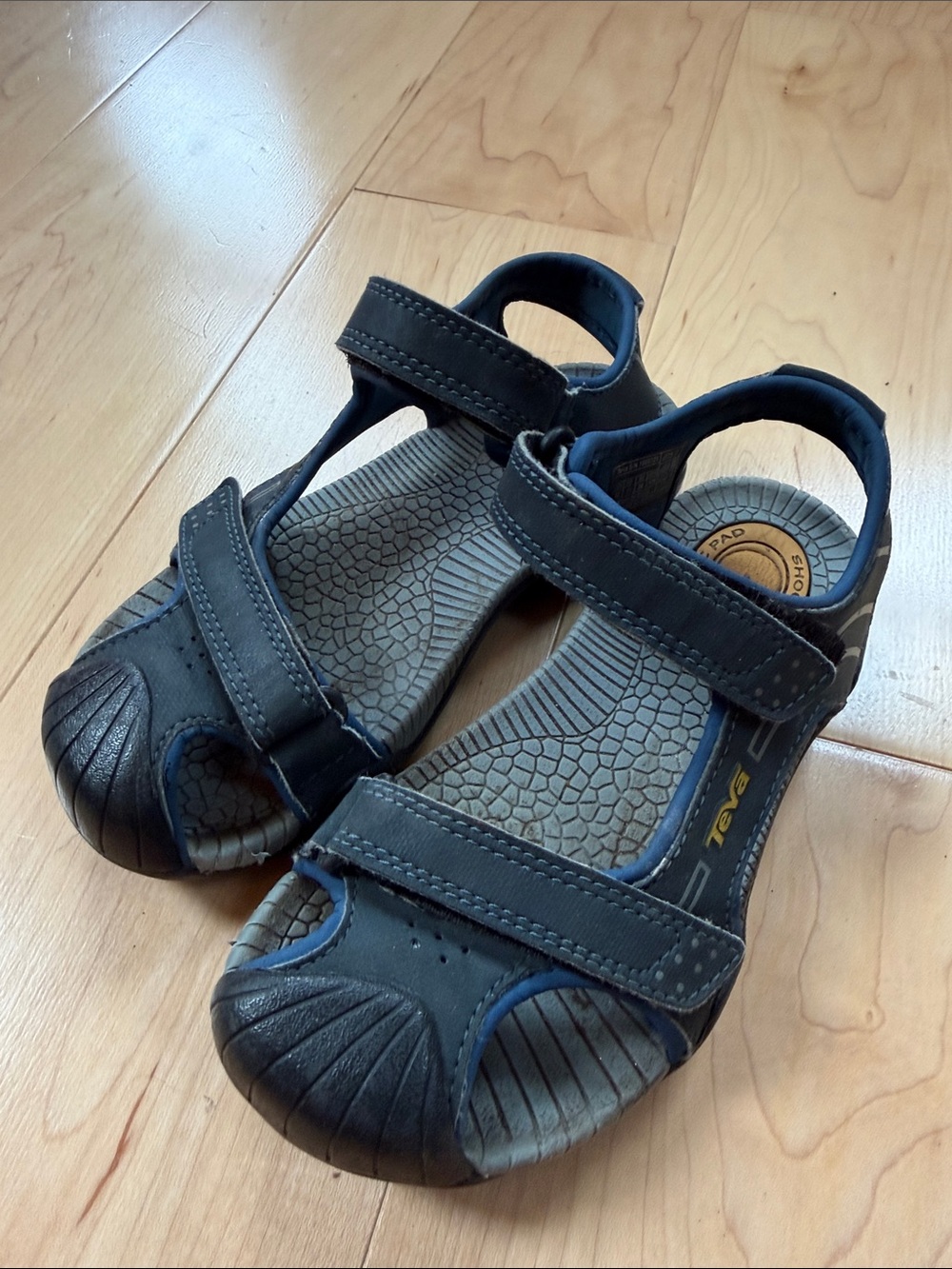 Teva Kids Closed-Toe Active Sandals in Dark Blue size 12